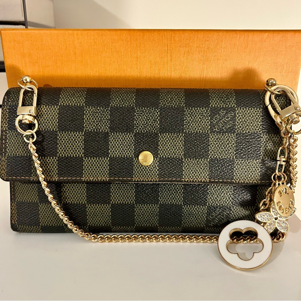Louis Vuitton Brown Damier Ebene Wallet (Vintage) Chain & Keychain added